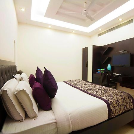 Hotel Transit International- Aerocity Delhi Airport New Delhi Bagian luar foto
