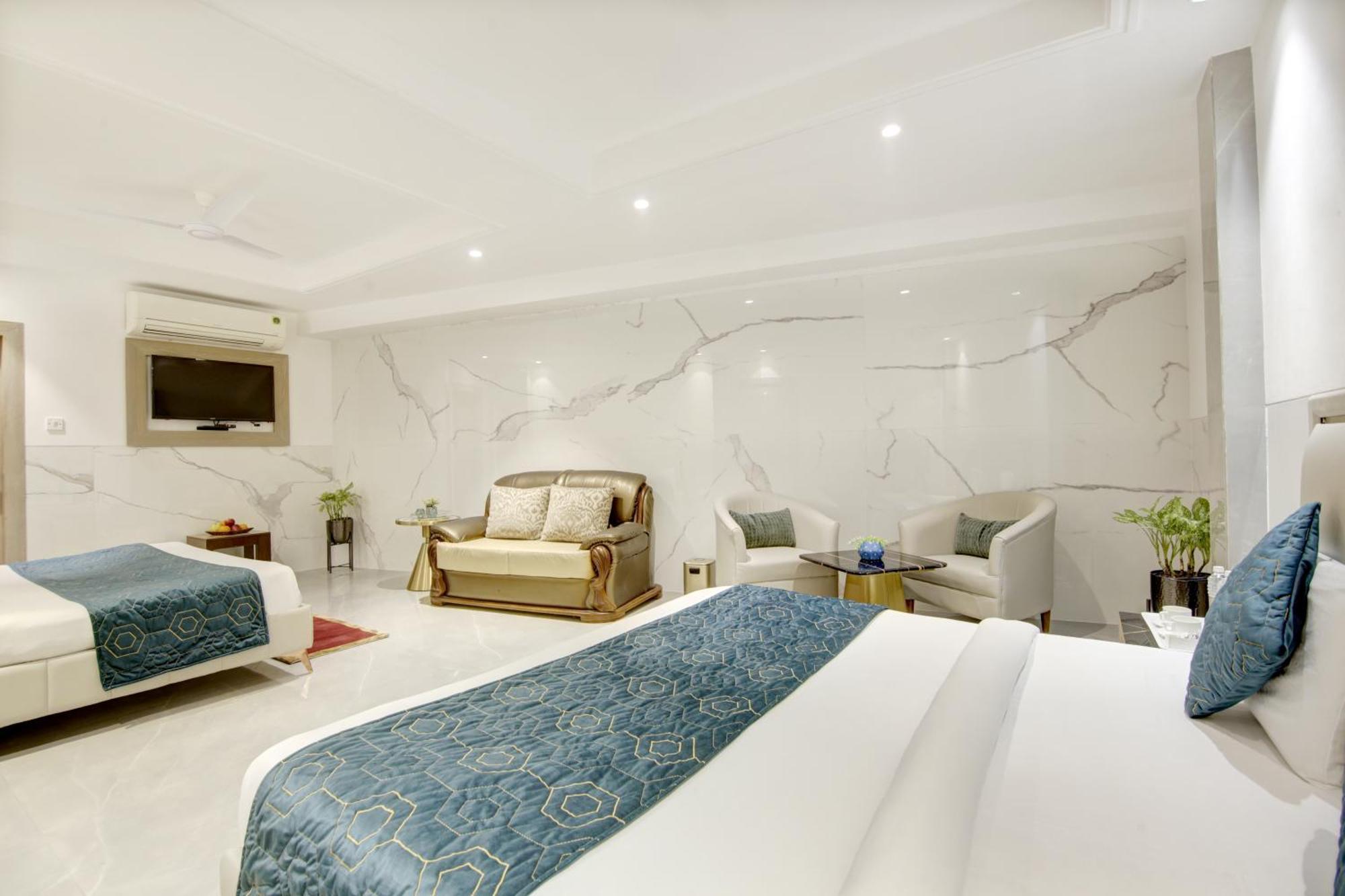 Hotel Transit International- Aerocity Delhi Airport New Delhi Bagian luar foto