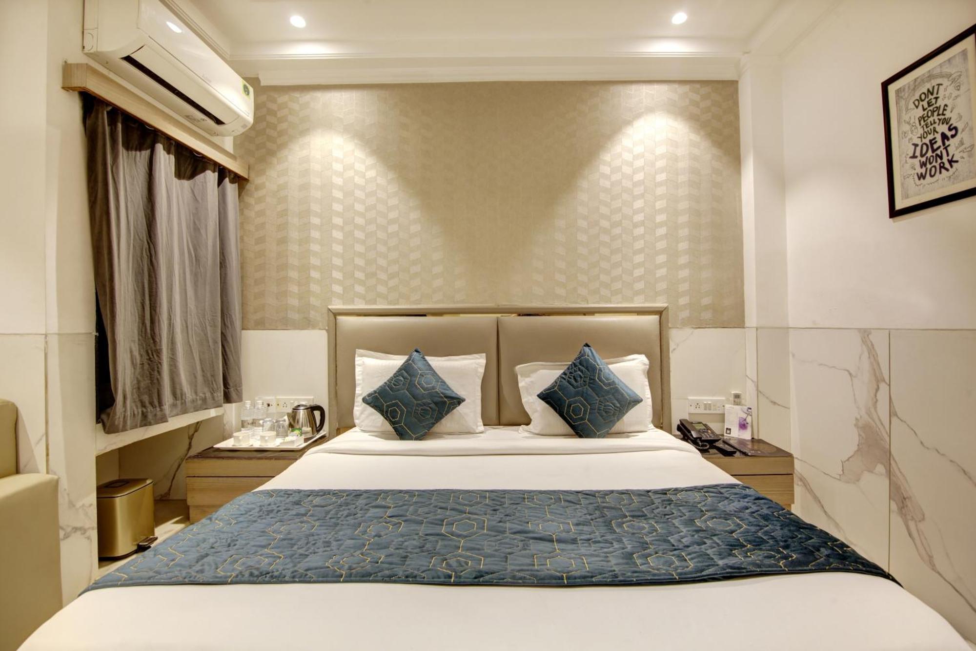 Hotel Transit International- Aerocity Delhi Airport New Delhi Bagian luar foto