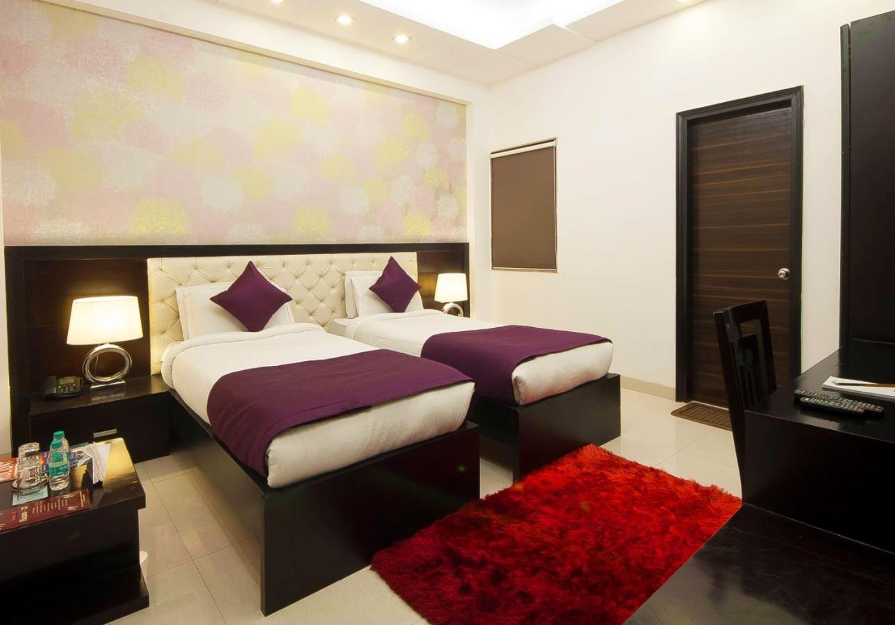 Hotel Transit International- Aerocity Delhi Airport New Delhi Bagian luar foto