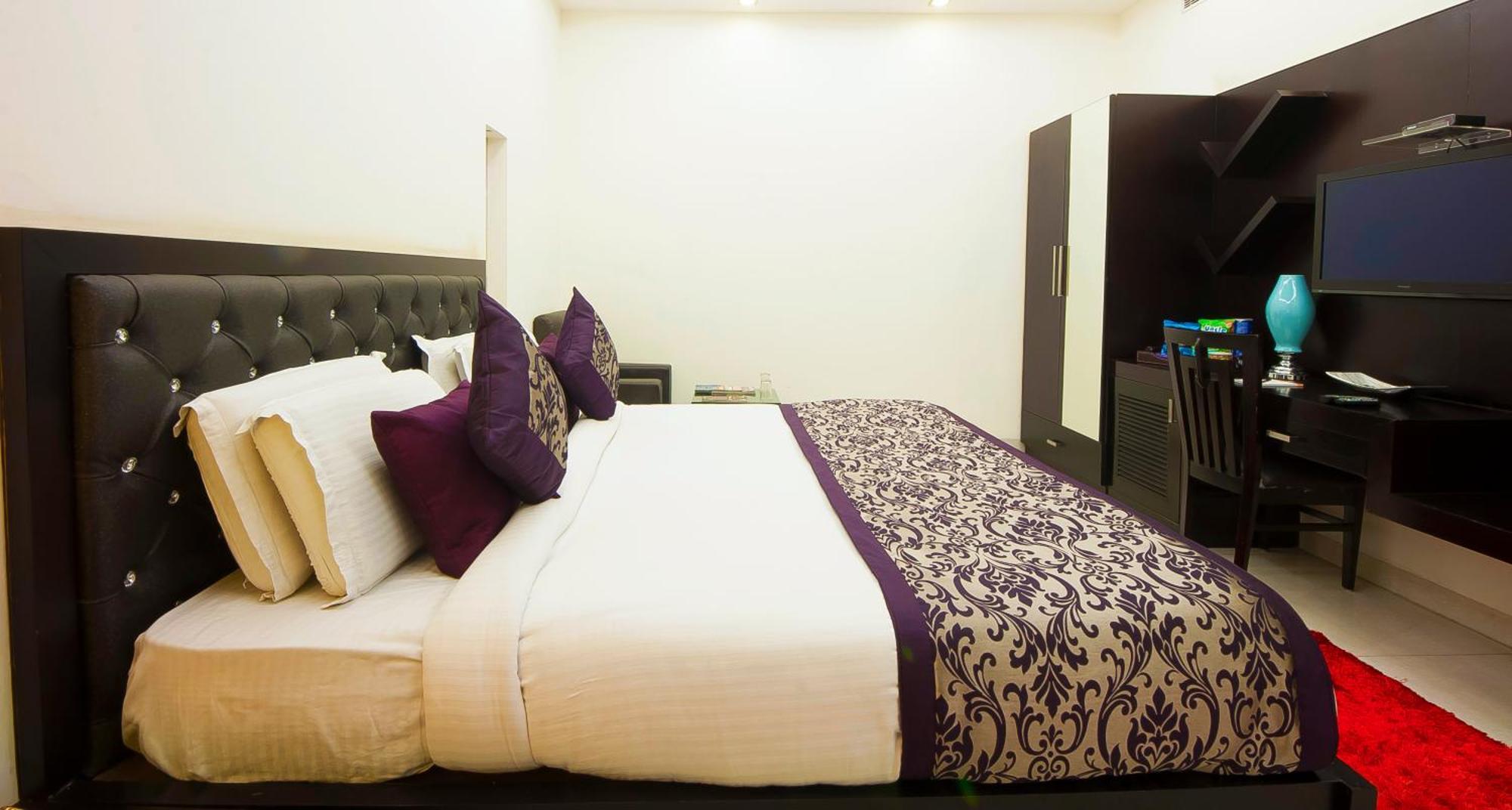 Hotel Transit International- Aerocity Delhi Airport New Delhi Bagian luar foto