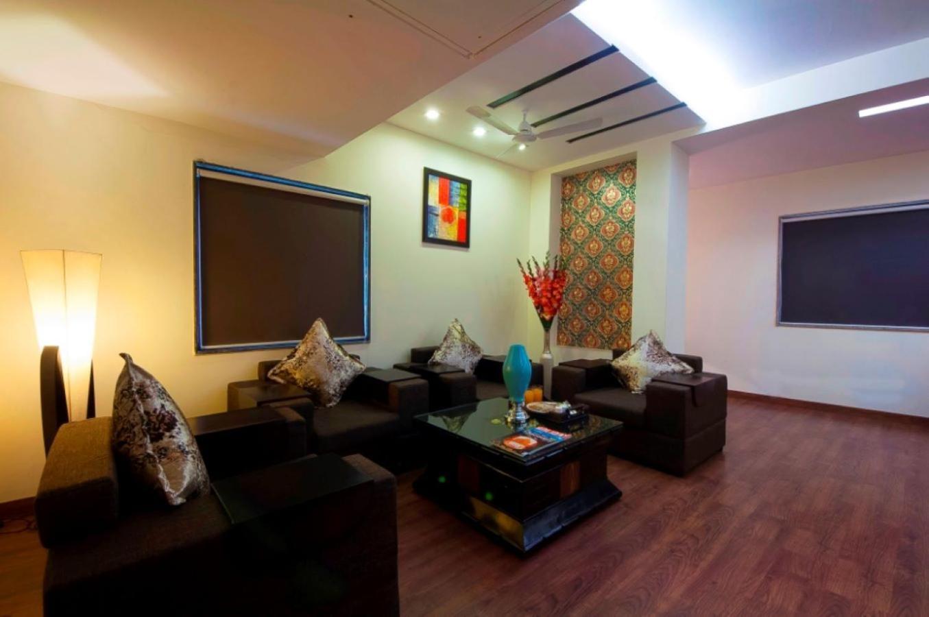 Hotel Transit International- Aerocity Delhi Airport New Delhi Bagian luar foto
