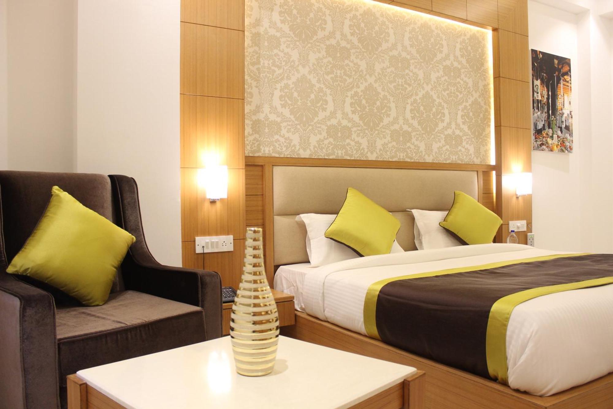 Hotel Transit International- Aerocity Delhi Airport New Delhi Bagian luar foto